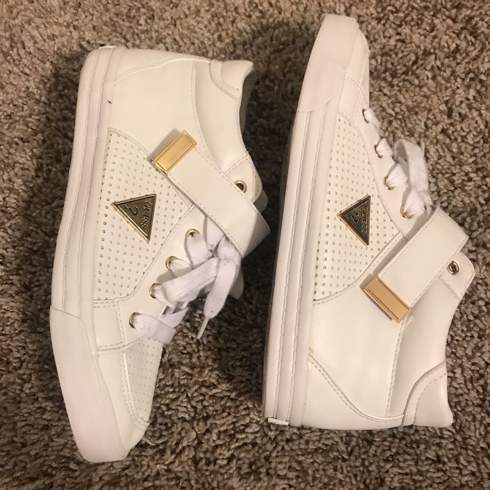Guess Women Sneaker